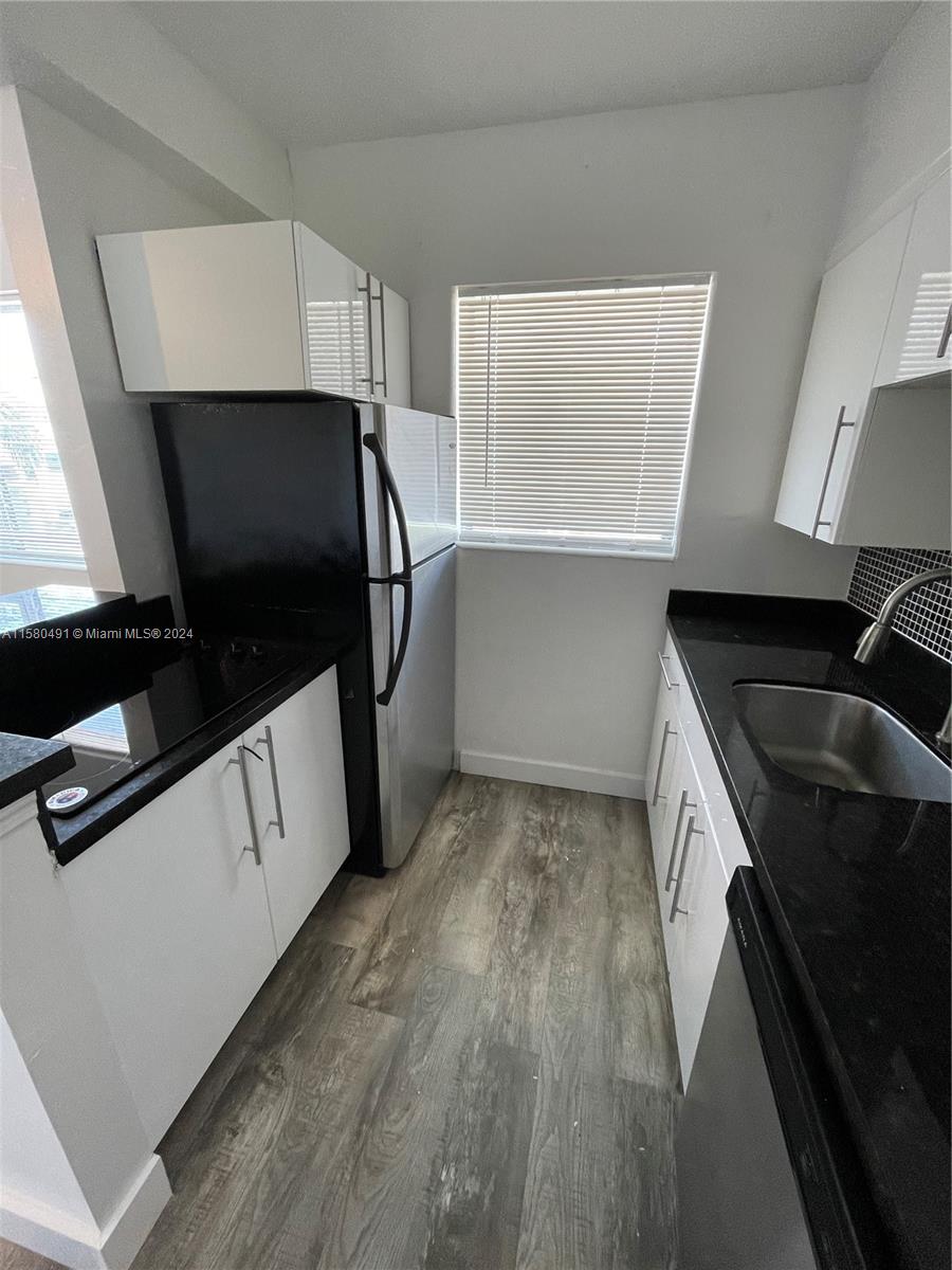 760 CONDO - Residential