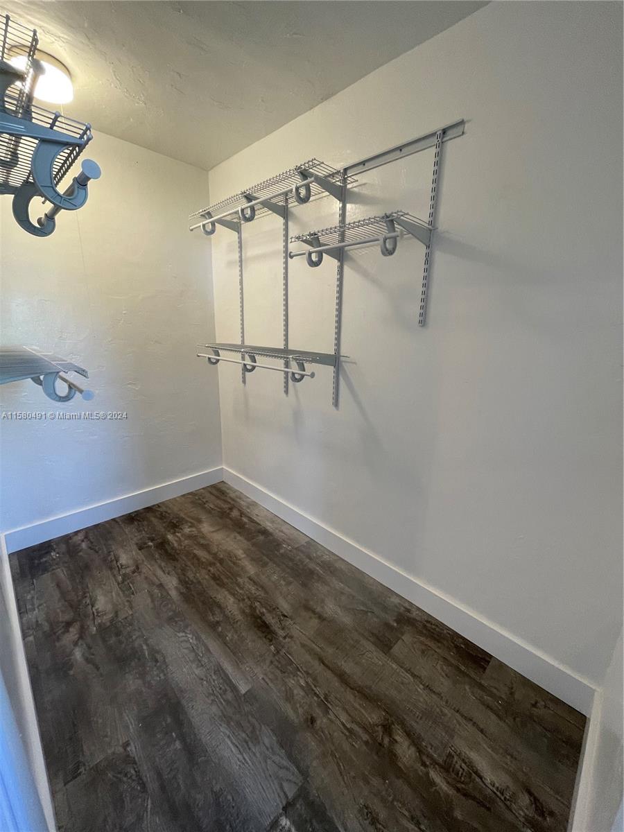 760 CONDO - Residential