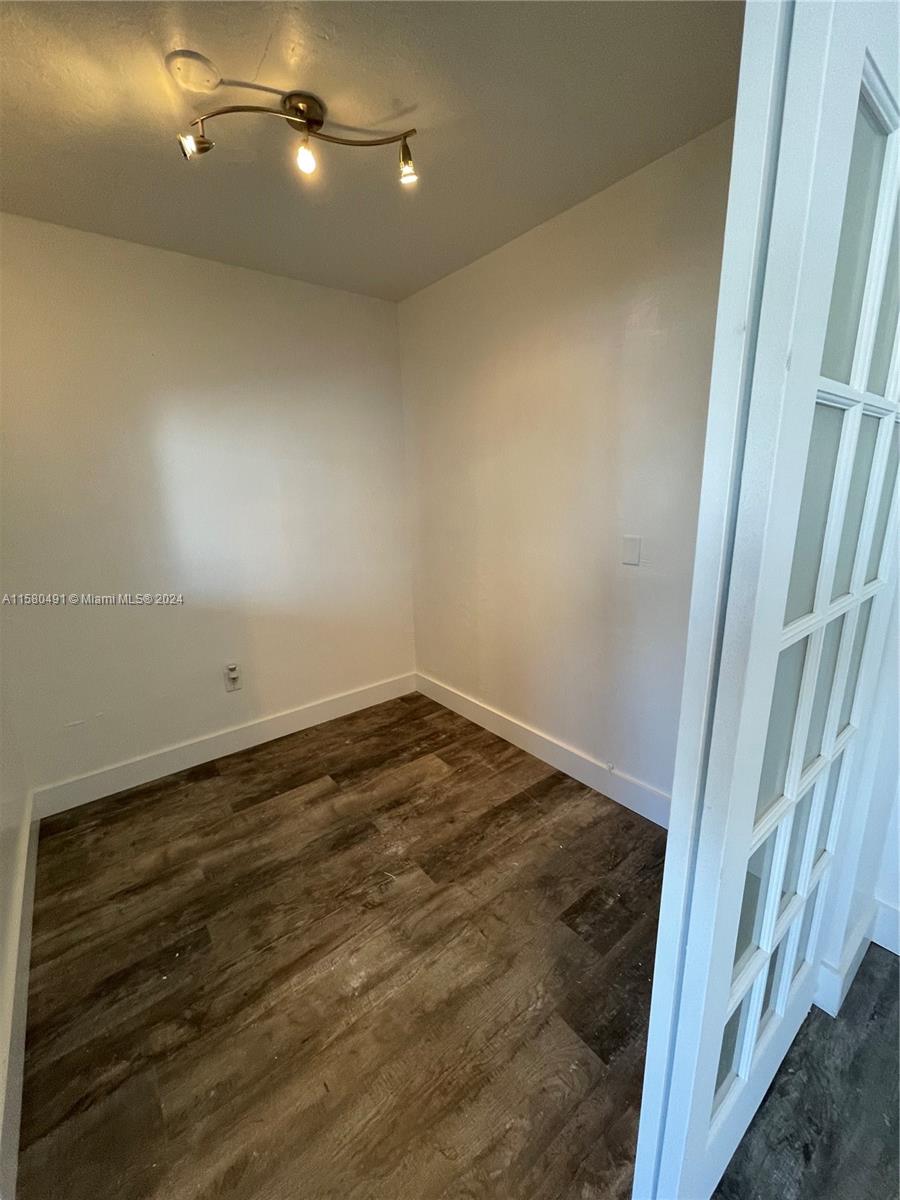 760 CONDO - Residential