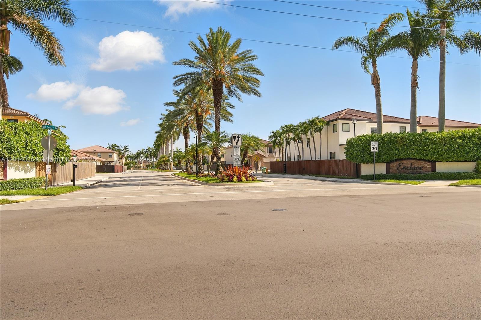 ENCLAVE SOUTH PHASE 1 - Residential Lease