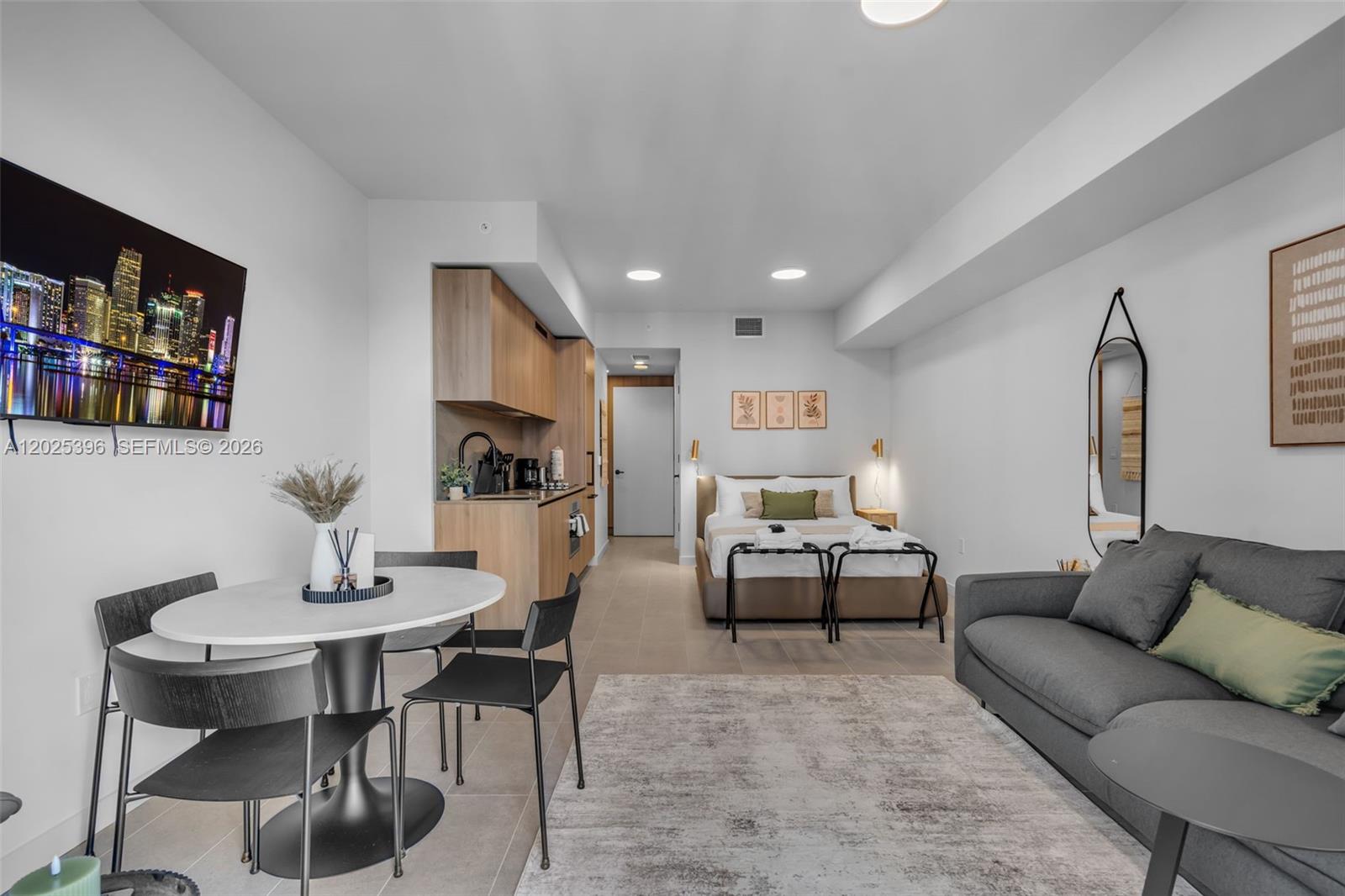 121 NE 5th St 2107
