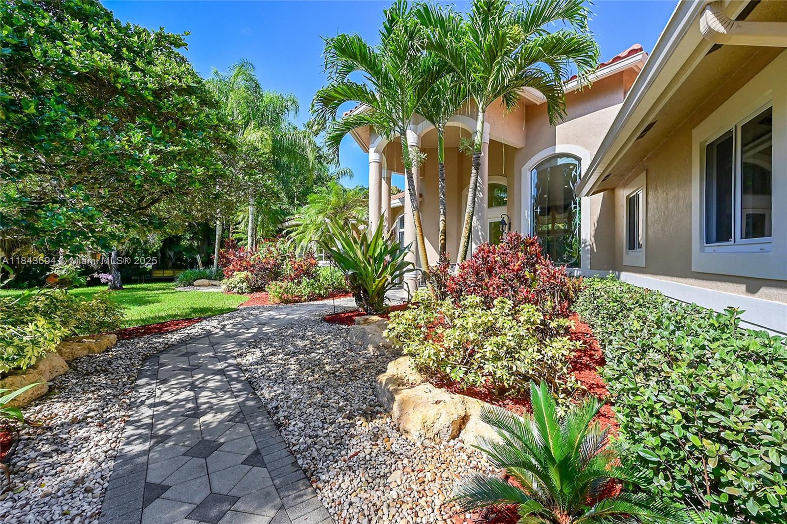 7037 NW 62nd Ter