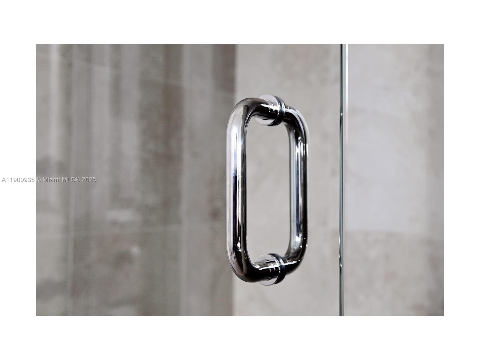 Calabria Residences - Residential Lease