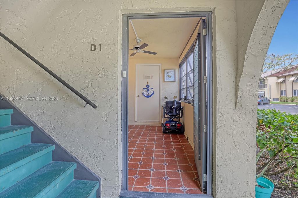 Photo of 339 Pine Ridge Cir #D-1, Green Acres, FL 33463 (MLS # A11983447)