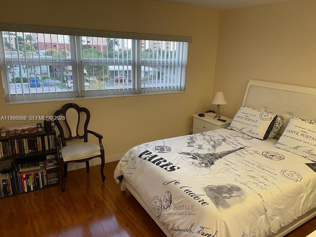 OCEANSIDE APARTMENTS CO-O - Residential