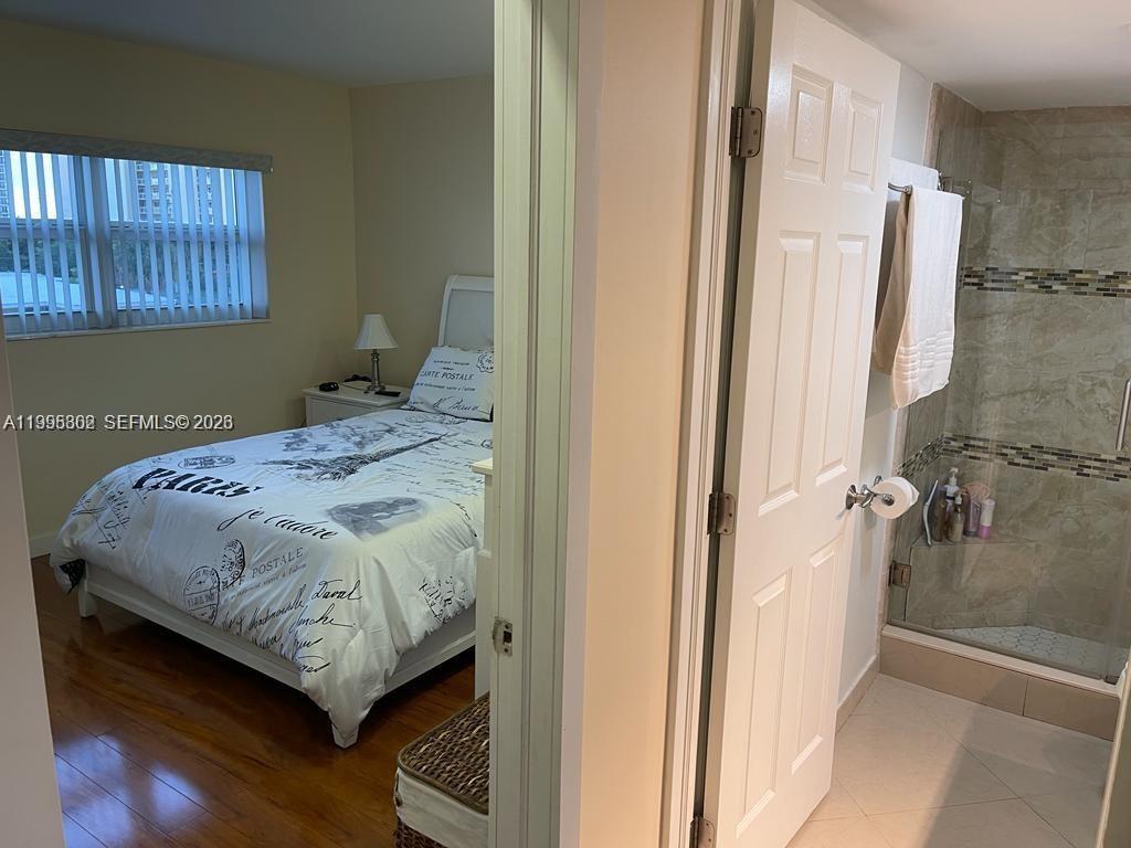 OCEANSIDE APARTMENTS CO-O - Residential