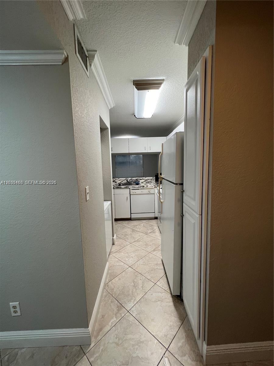 1097 Coral Club Dr 1097