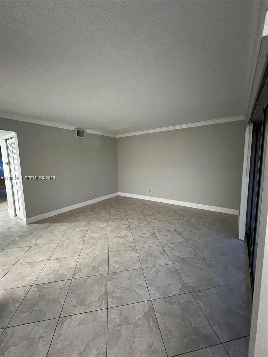 1097 Coral Club Dr 1097