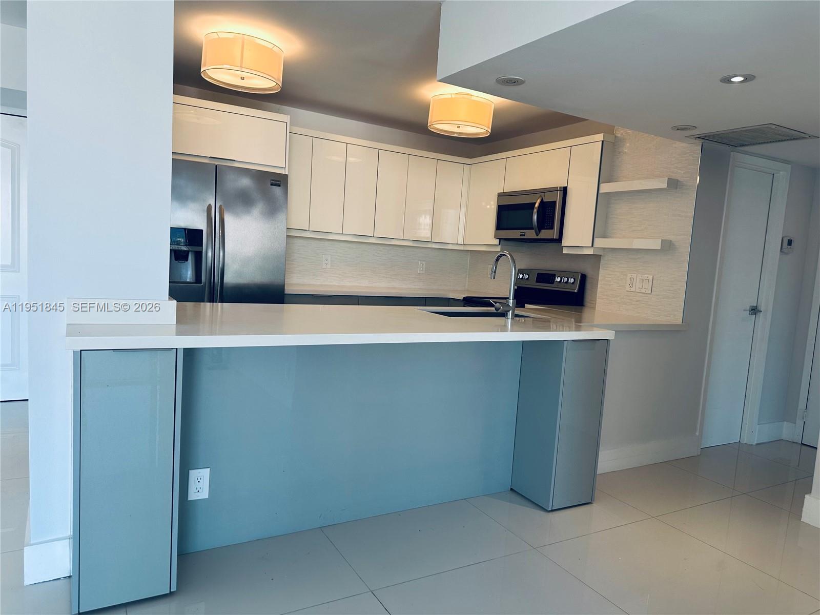 ARLEN HOUSE EAST CONDO - Residential