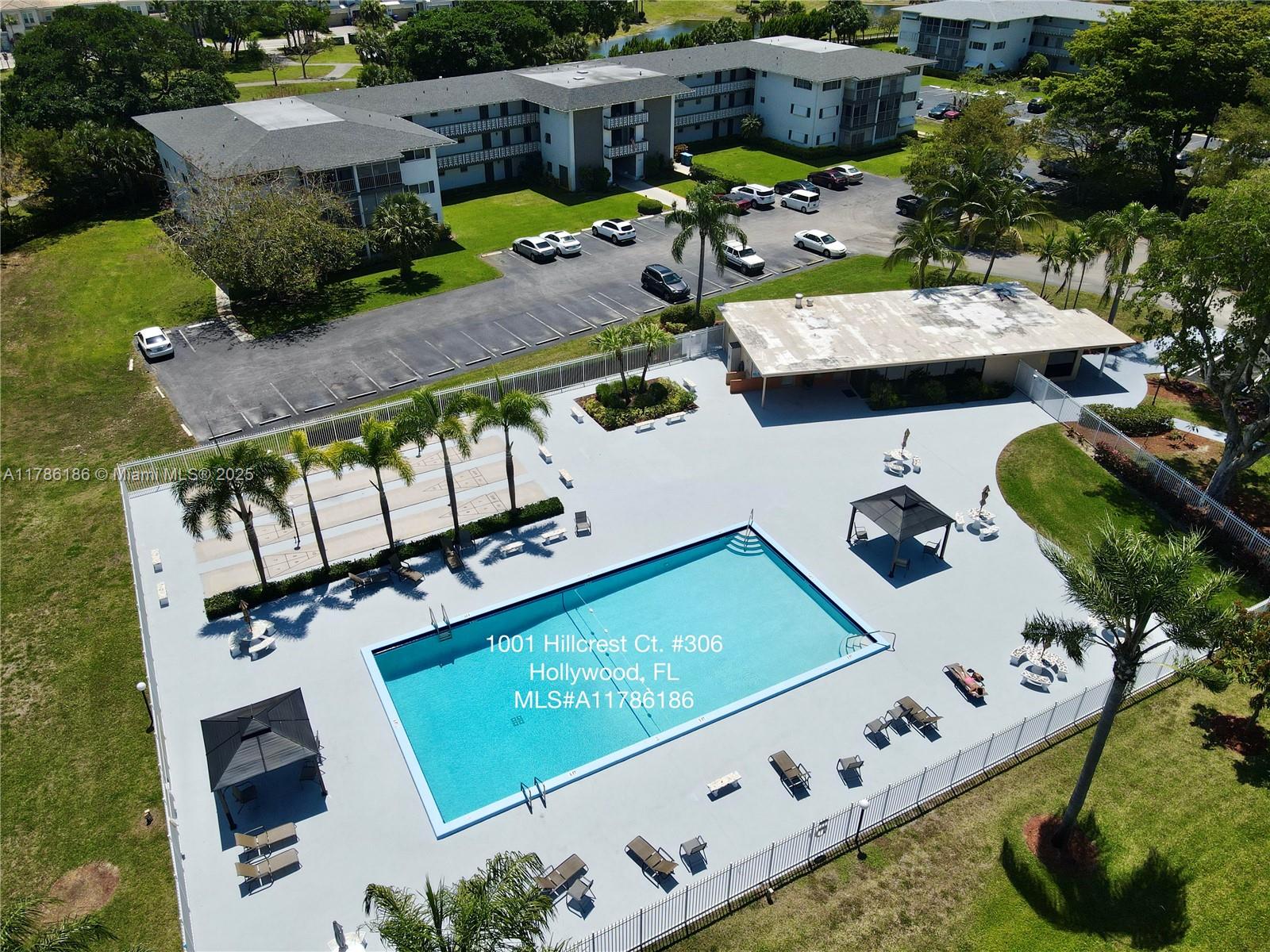 HILLCREST COUNTRY CLUB APT - Residential