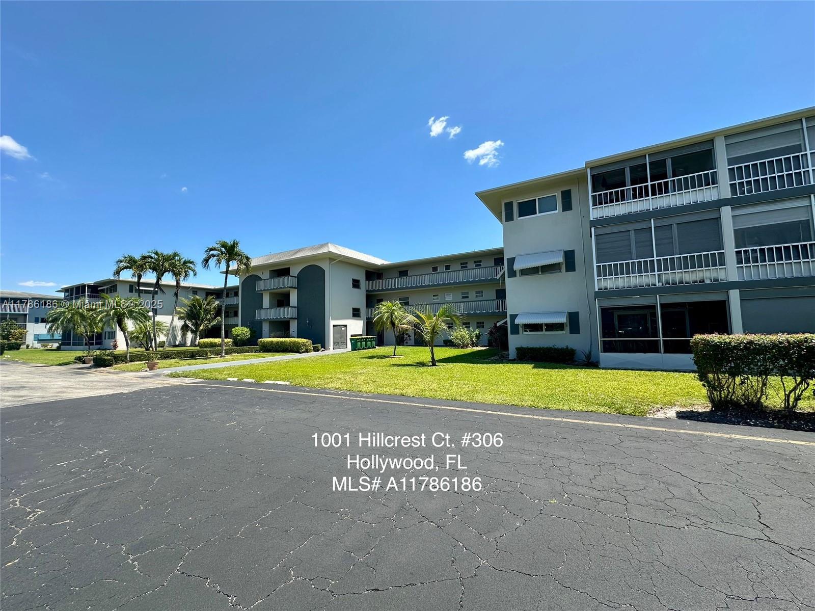 HILLCREST COUNTRY CLUB APT - Residential