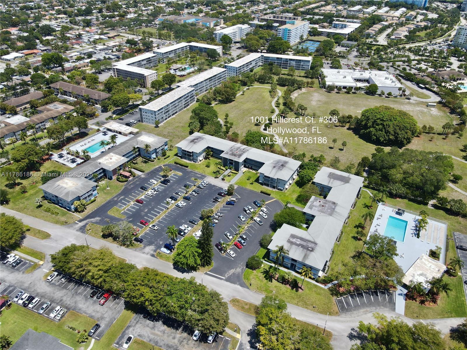 HILLCREST COUNTRY CLUB APT - Residential