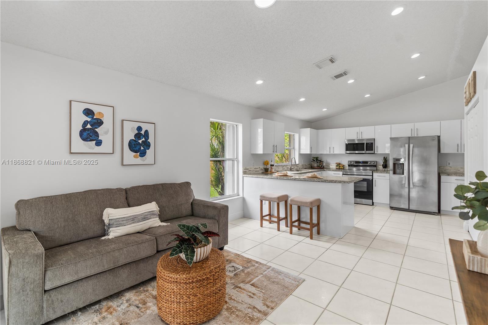 BANYAN OAKRIDGE PLAT - Residential