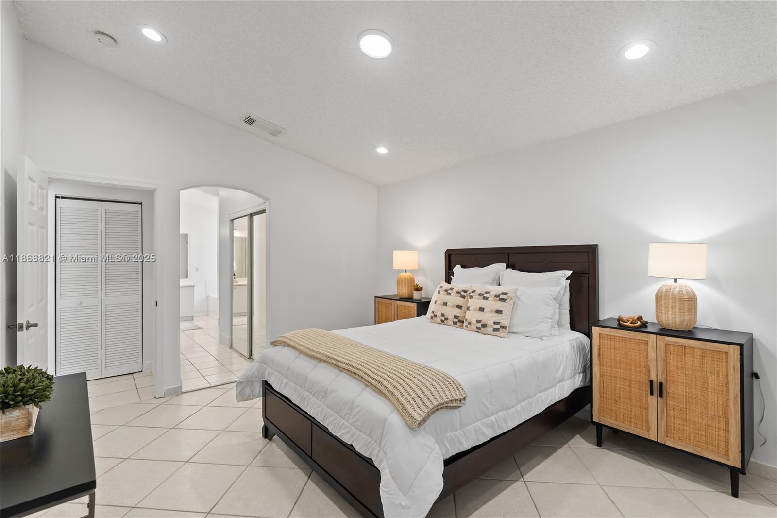 BANYAN OAKRIDGE PLAT - Residential