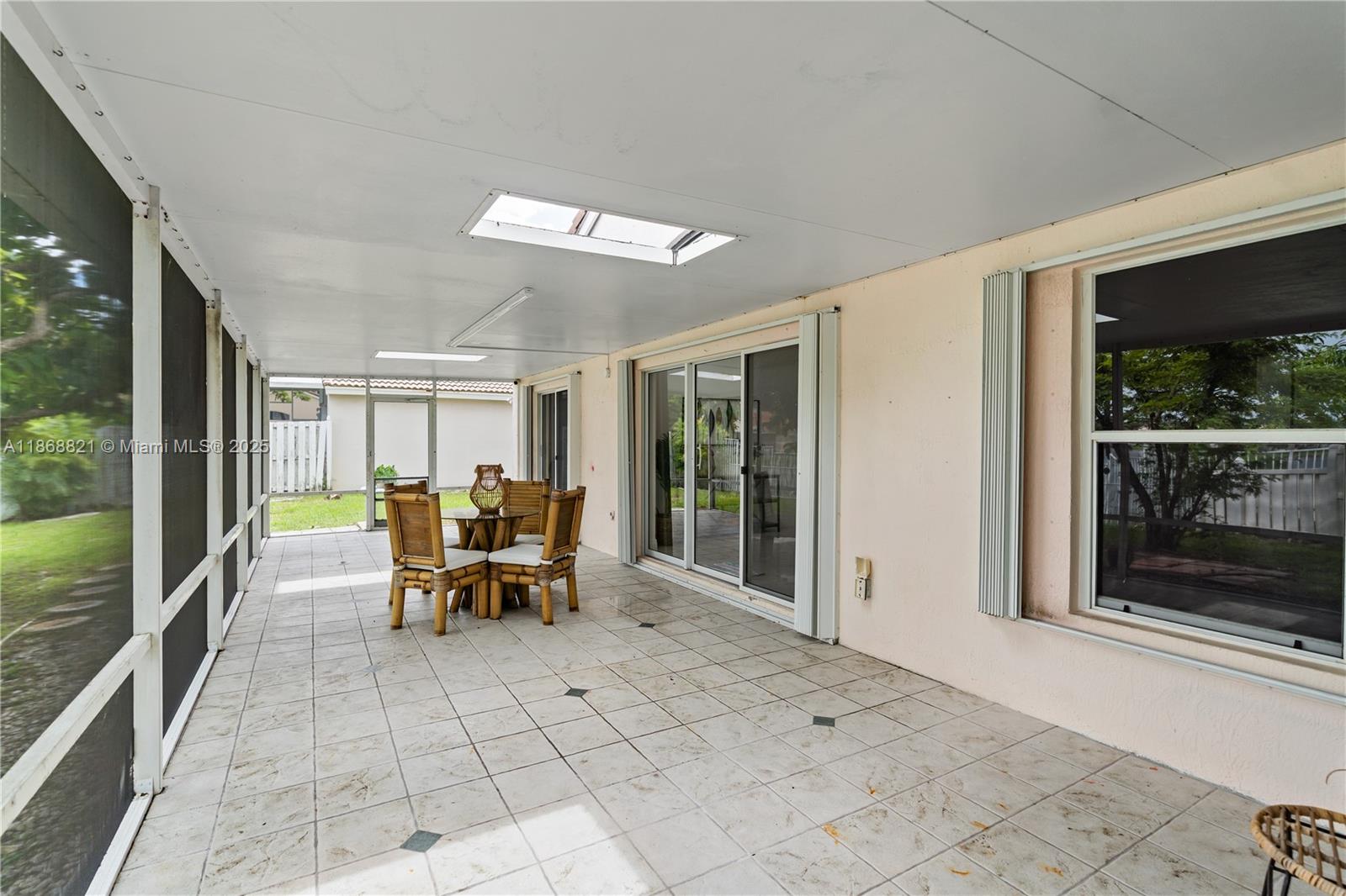 BANYAN OAKRIDGE PLAT - Residential