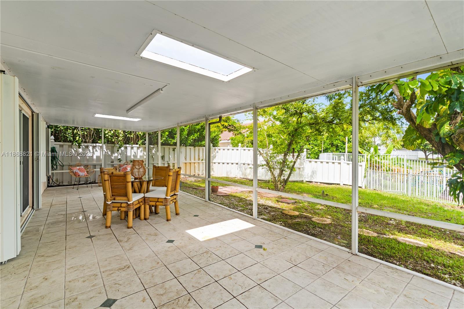 BANYAN OAKRIDGE PLAT - Residential