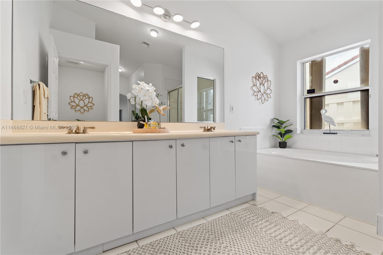 BANYAN OAKRIDGE PLAT - Residential