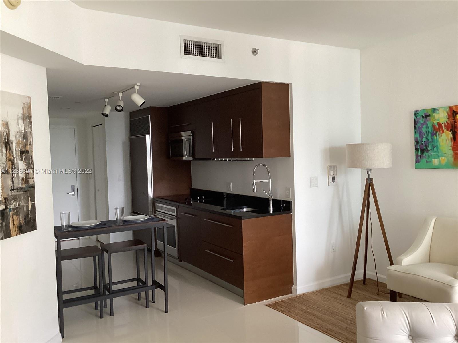 ICONBRICKELL CONDO NO 1 - Residential Lease