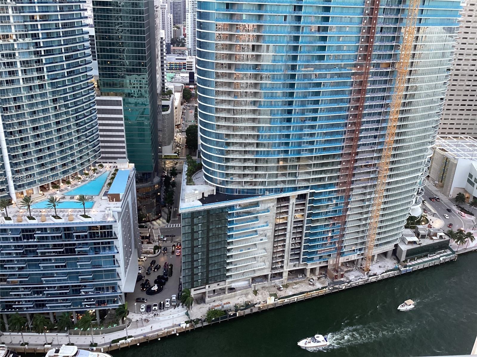 ICONBRICKELL CONDO NO 1 - Residential Lease