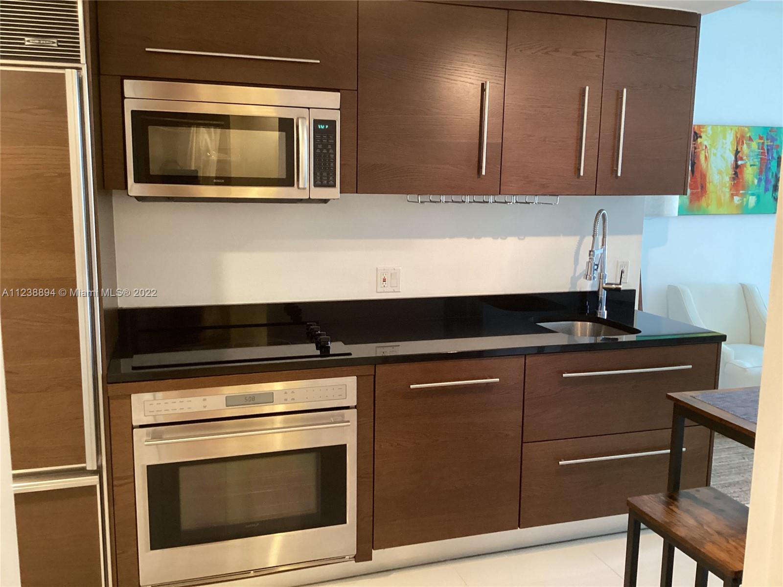 ICONBRICKELL CONDO NO 1 - Residential Lease