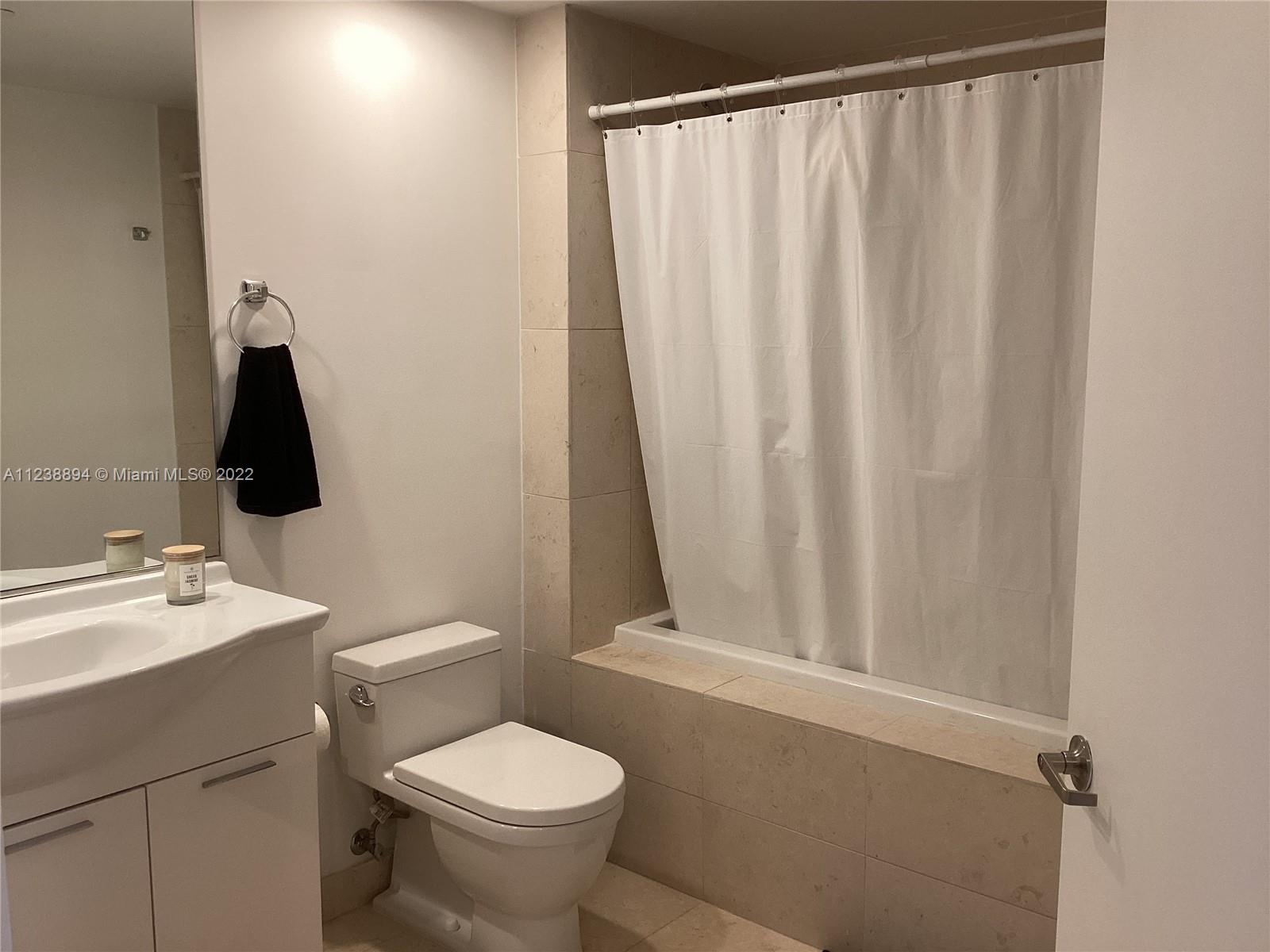 ICONBRICKELL CONDO NO 1 - Residential Lease