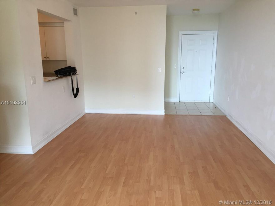 BEAUTIFUL AND VERY SPACIOUS 2/2 UNIT WITH GREAT VIEWS AND LOCATION CLOSE TO AIRPORT.MAIN HWAYS,CORAL GABLES,COCONUT GROVE AND UM. VERY WELL DESIGNED WITH EUROPEAN STYLE KITCHEN WITH /S/ APPLIANCES,GRANITE COUNTER TOPS,WASHER/DRYER. UNIT HAS HIGH IMPACT WINDOWS AND SLIDING GLASS DOORS ON BALCONY. ENJOY POOL,.GYM, SUNDECK,CLUBHOUSE AND SECURITY 24/7, GARAGE WITH ONE PARKING ASSIGN