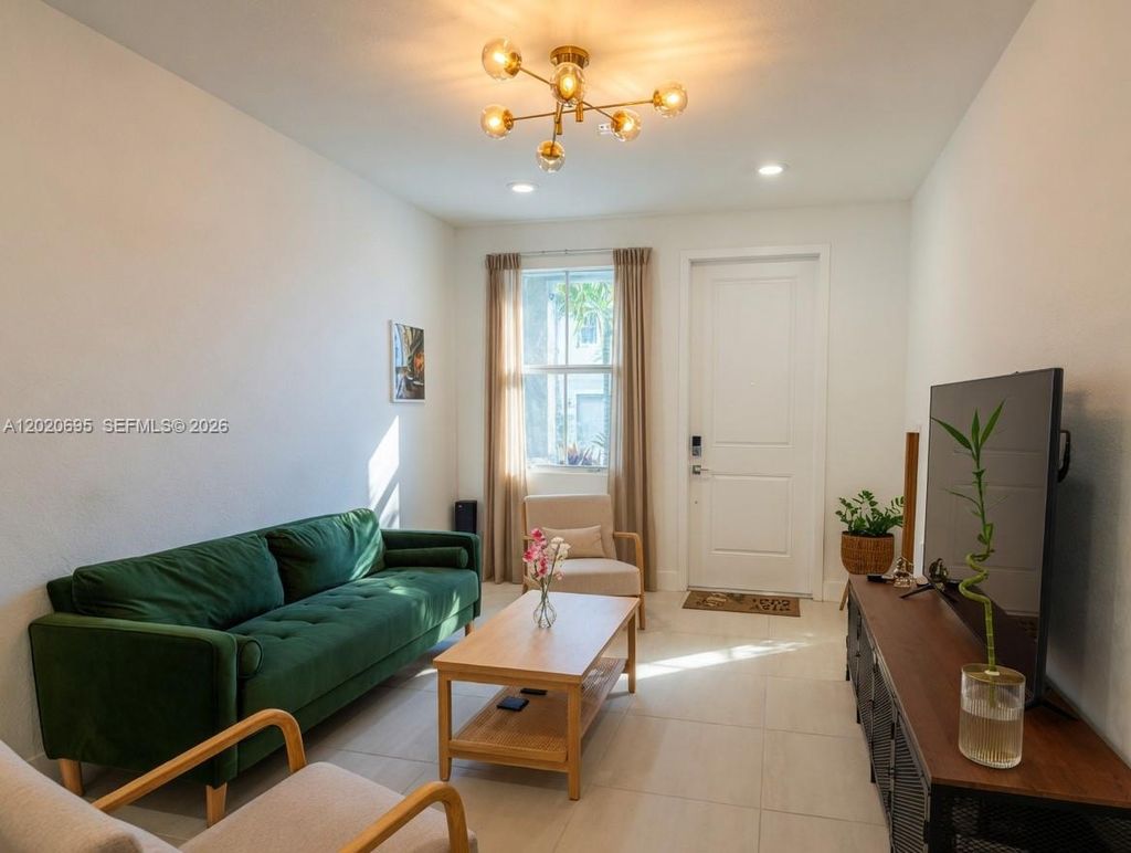 Photo of 217 SW 170th Ave, Pembroke Pines, FL 33027 (MLS # A12020695)