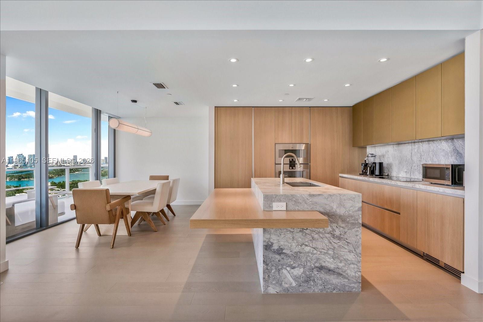 FIVE PARK CONDO - Residential