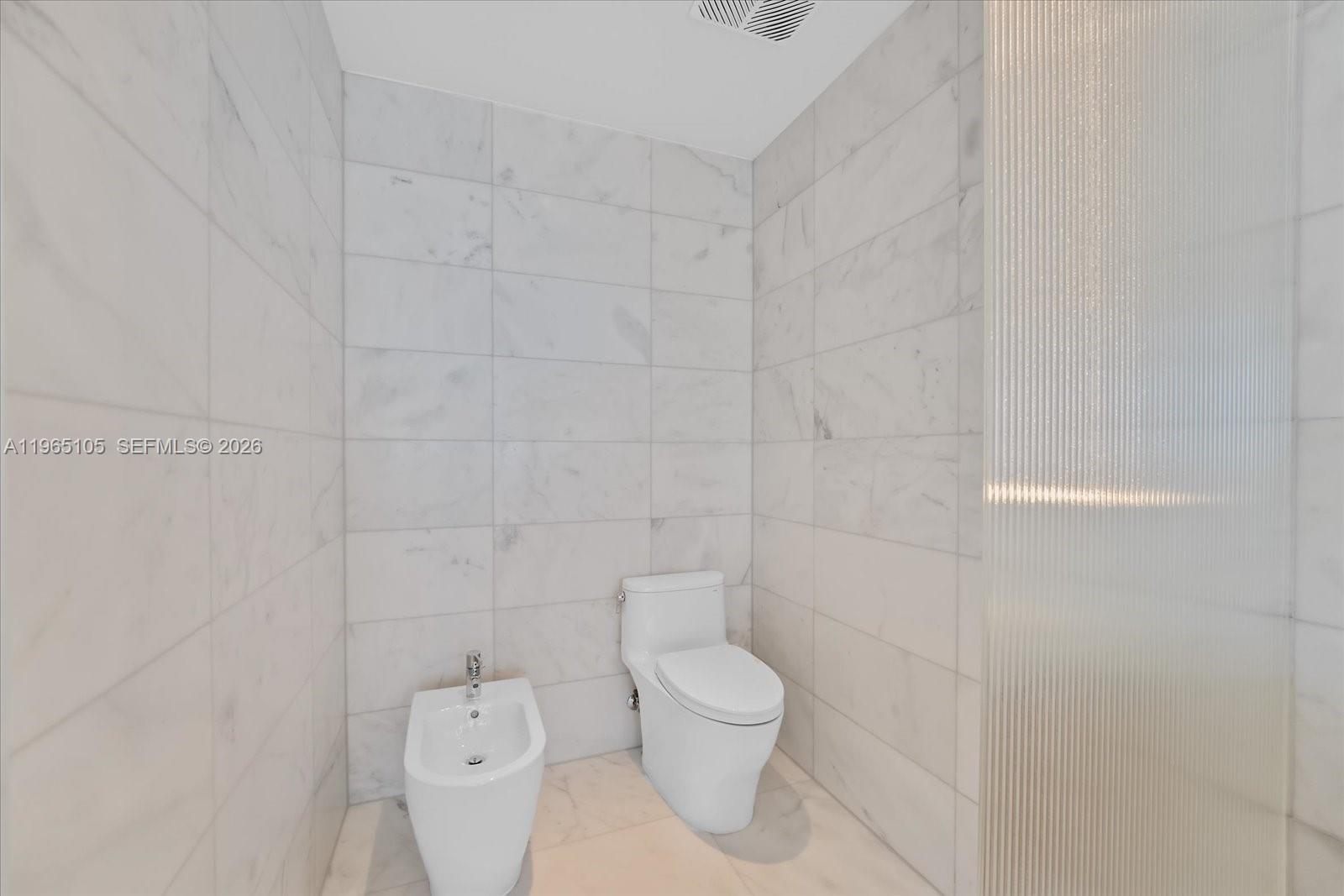 FIVE PARK CONDO - Residential