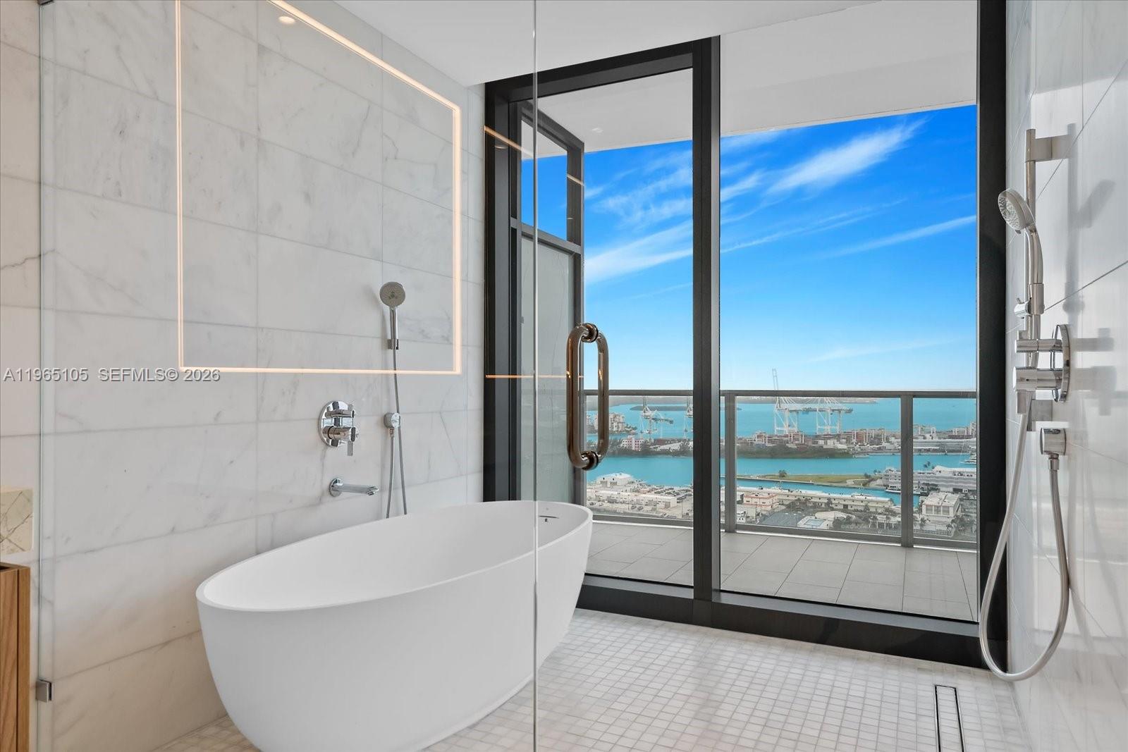 FIVE PARK CONDO - Residential