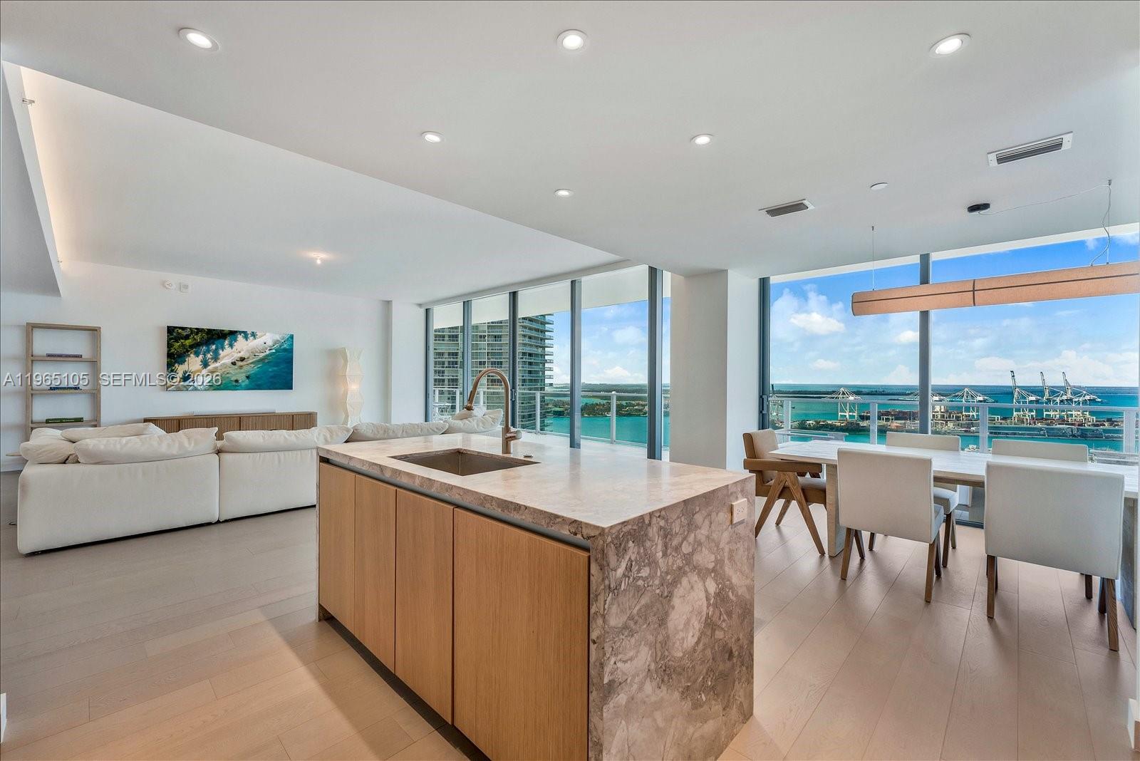 FIVE PARK CONDO - Residential