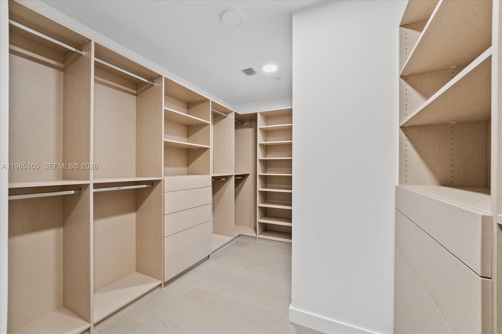 FIVE PARK CONDO - Residential