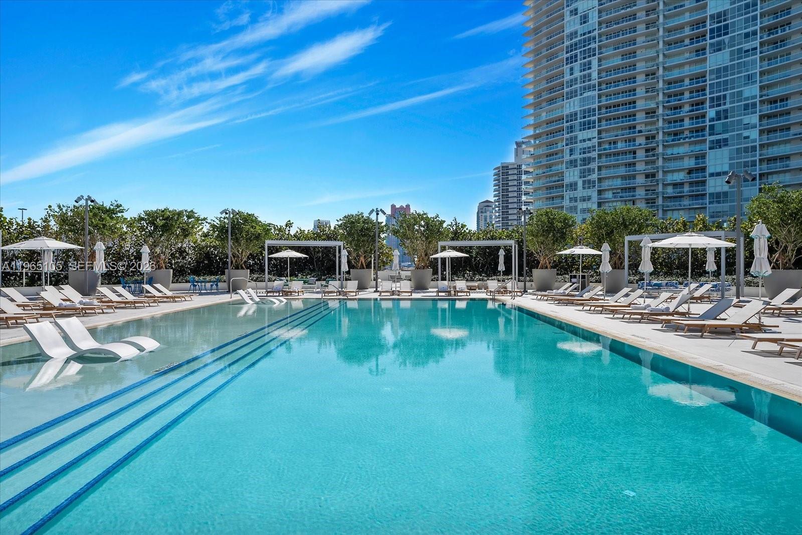 FIVE PARK CONDO - Residential