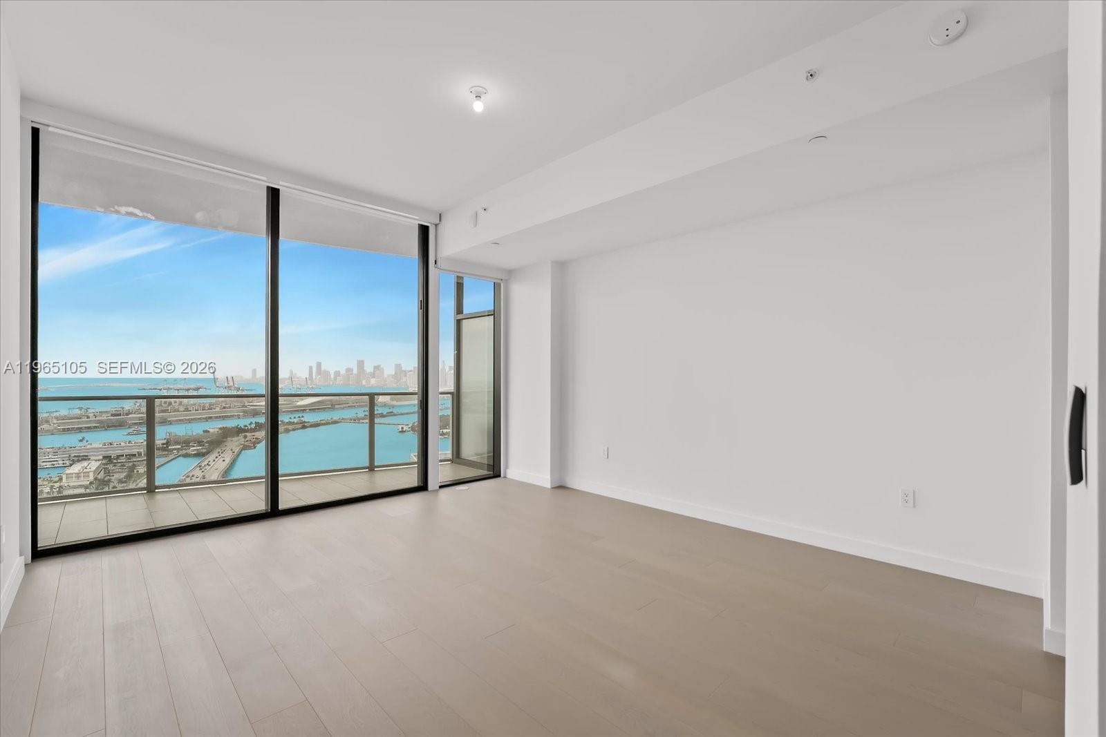 FIVE PARK CONDO - Residential