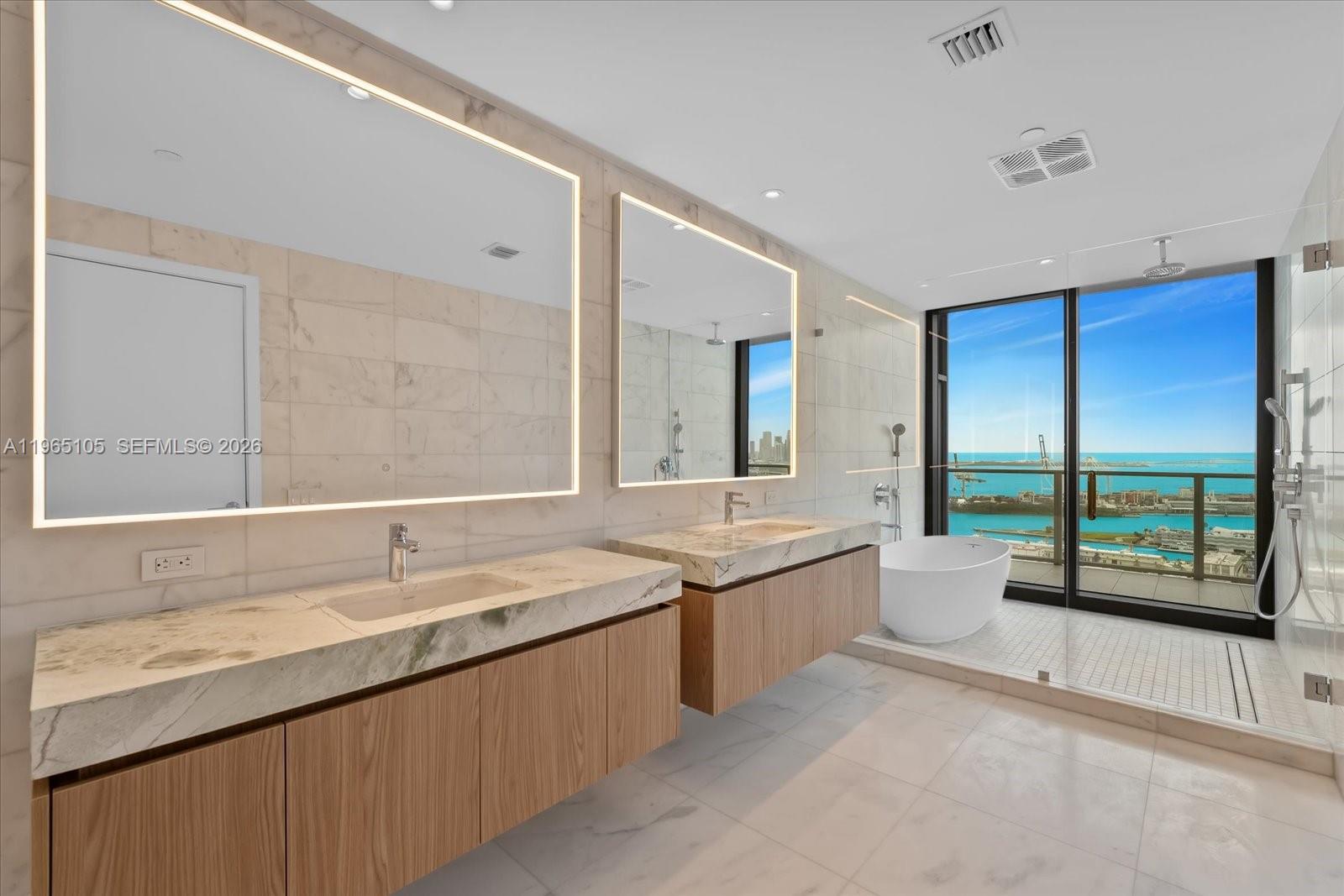 FIVE PARK CONDO - Residential