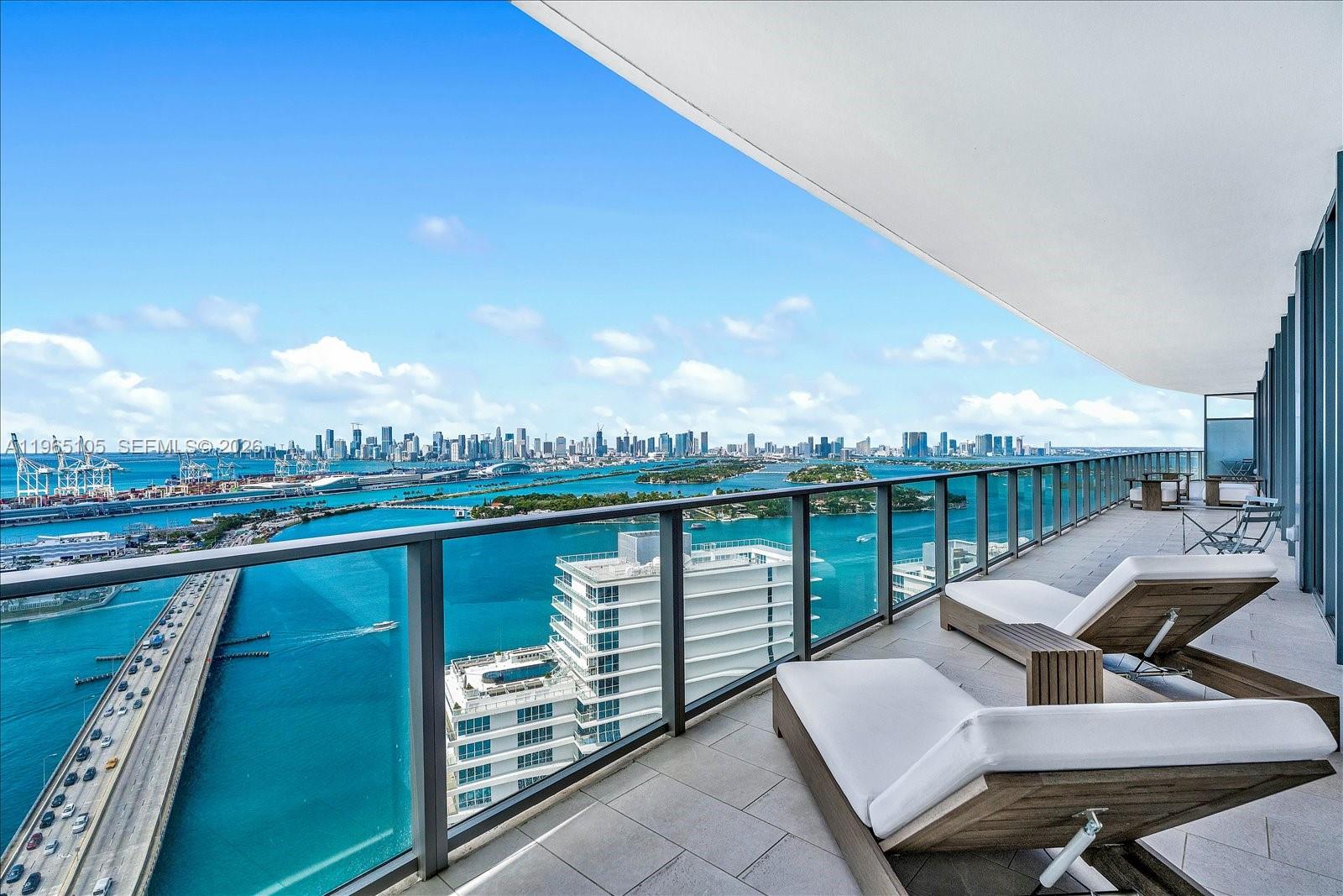 FIVE PARK CONDO - Residential