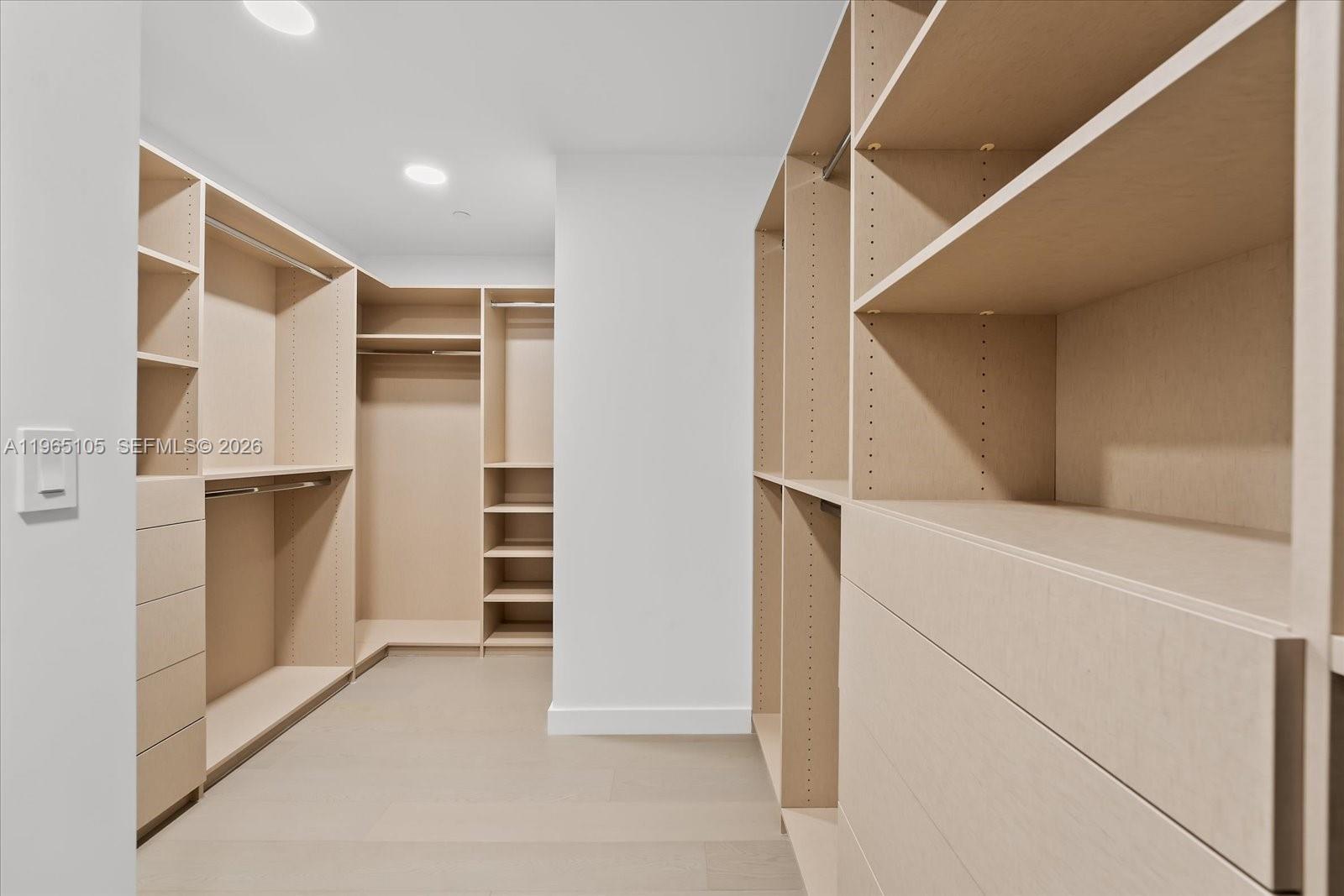 FIVE PARK CONDO - Residential