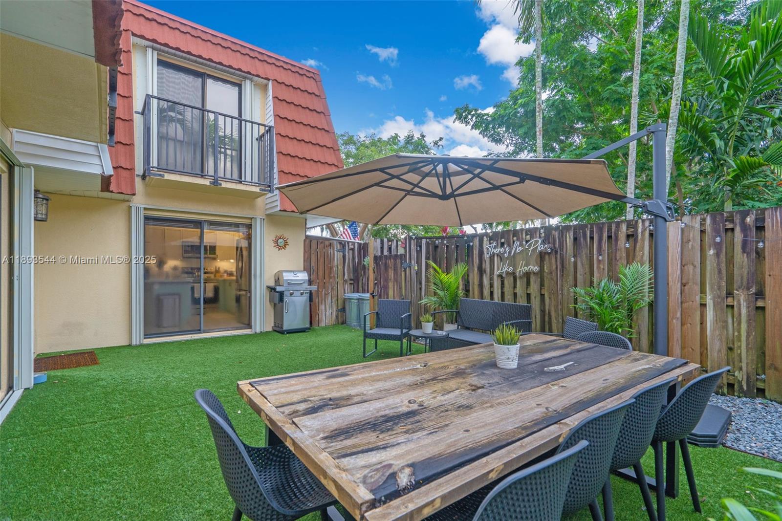 JACARANDA PARCEL 610 - Residential