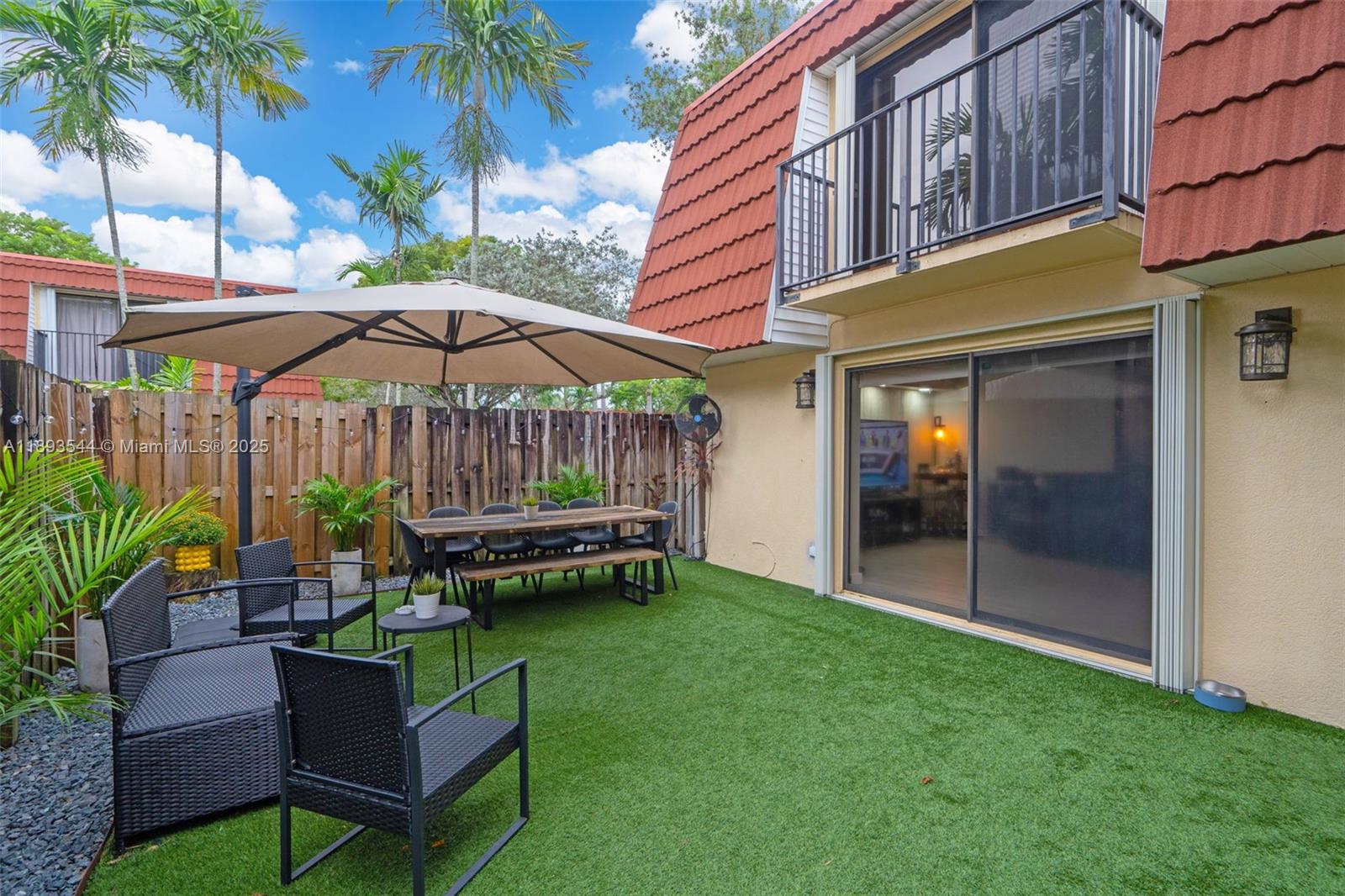 JACARANDA PARCEL 610 - Residential