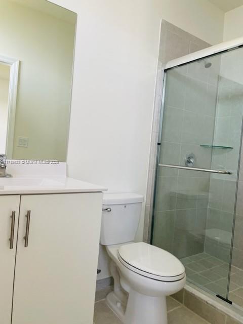 AQUABELLA NORTH - Residential Lease