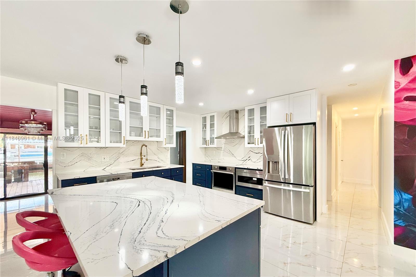 MIDDLE RIVER MANOR - Residential