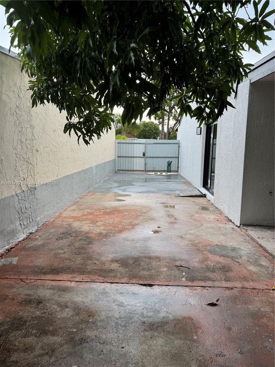 VISTA VERDE CLUSTERS UNIT - Residential