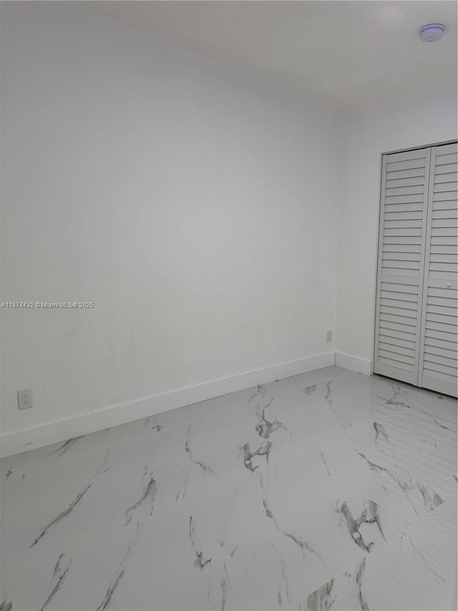 VISTA VERDE CLUSTERS UNIT - Residential