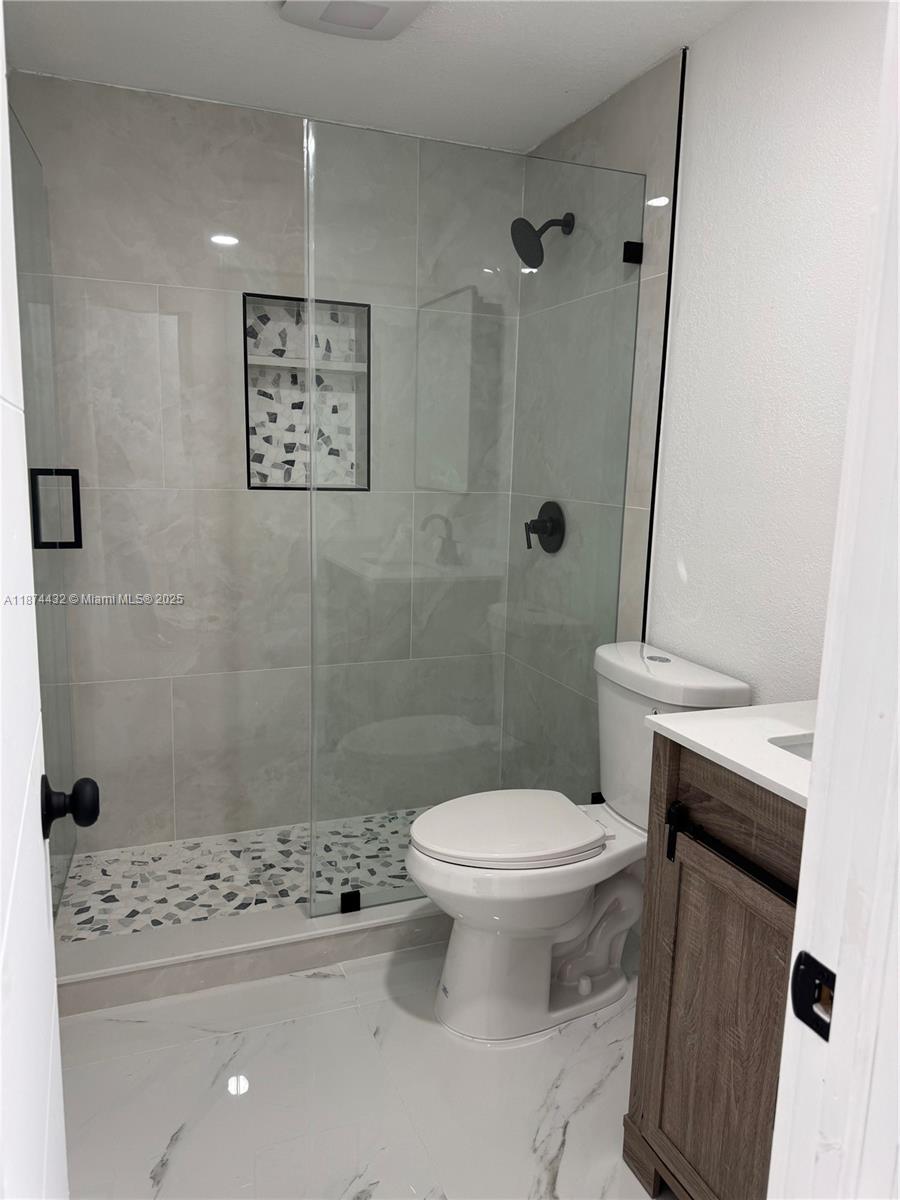 VISTA VERDE CLUSTERS UNIT - Residential