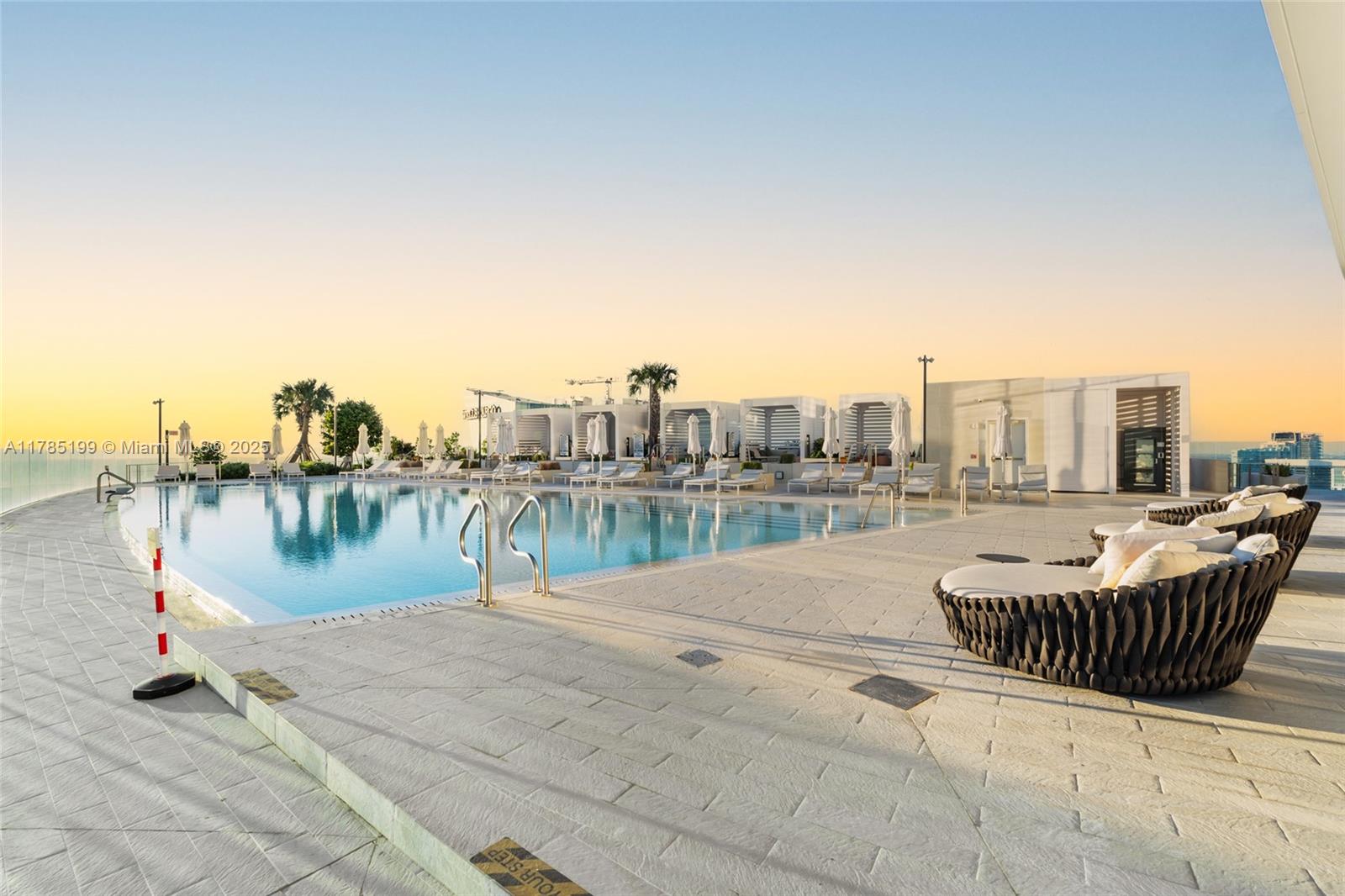 Property for Sale at 300 Biscayne Blvd Way 4207, Miami, Broward County, Florida - Bedrooms: 3 
Bathrooms: 4  - $3,900,000