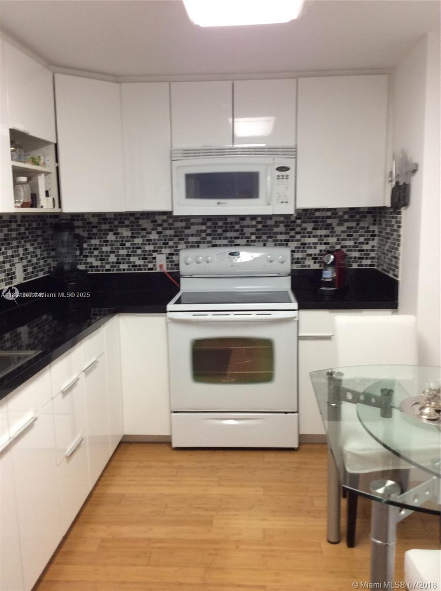 BRICKELL BISCAYNE CONDO - Residential Lease
