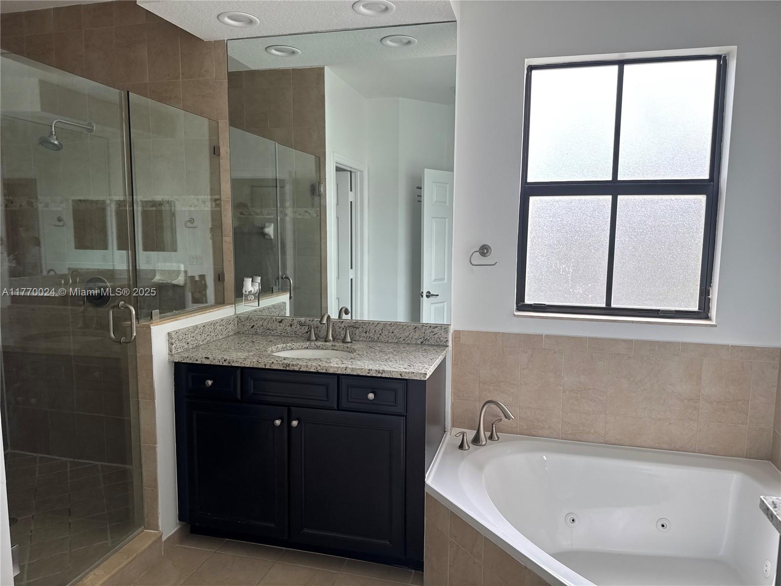 ISLES AT GRAND BAY - Residential