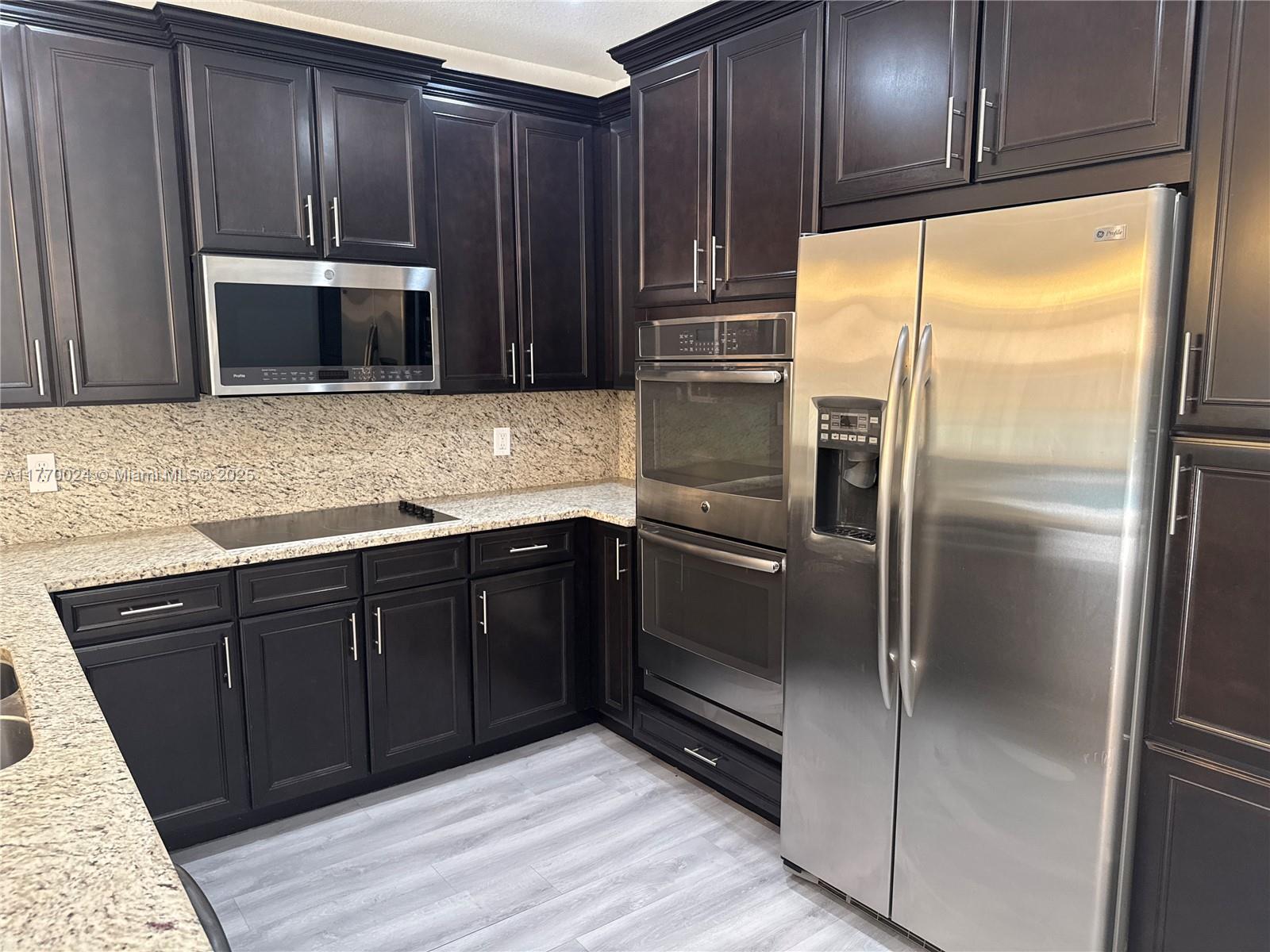 ISLES AT GRAND BAY - Residential