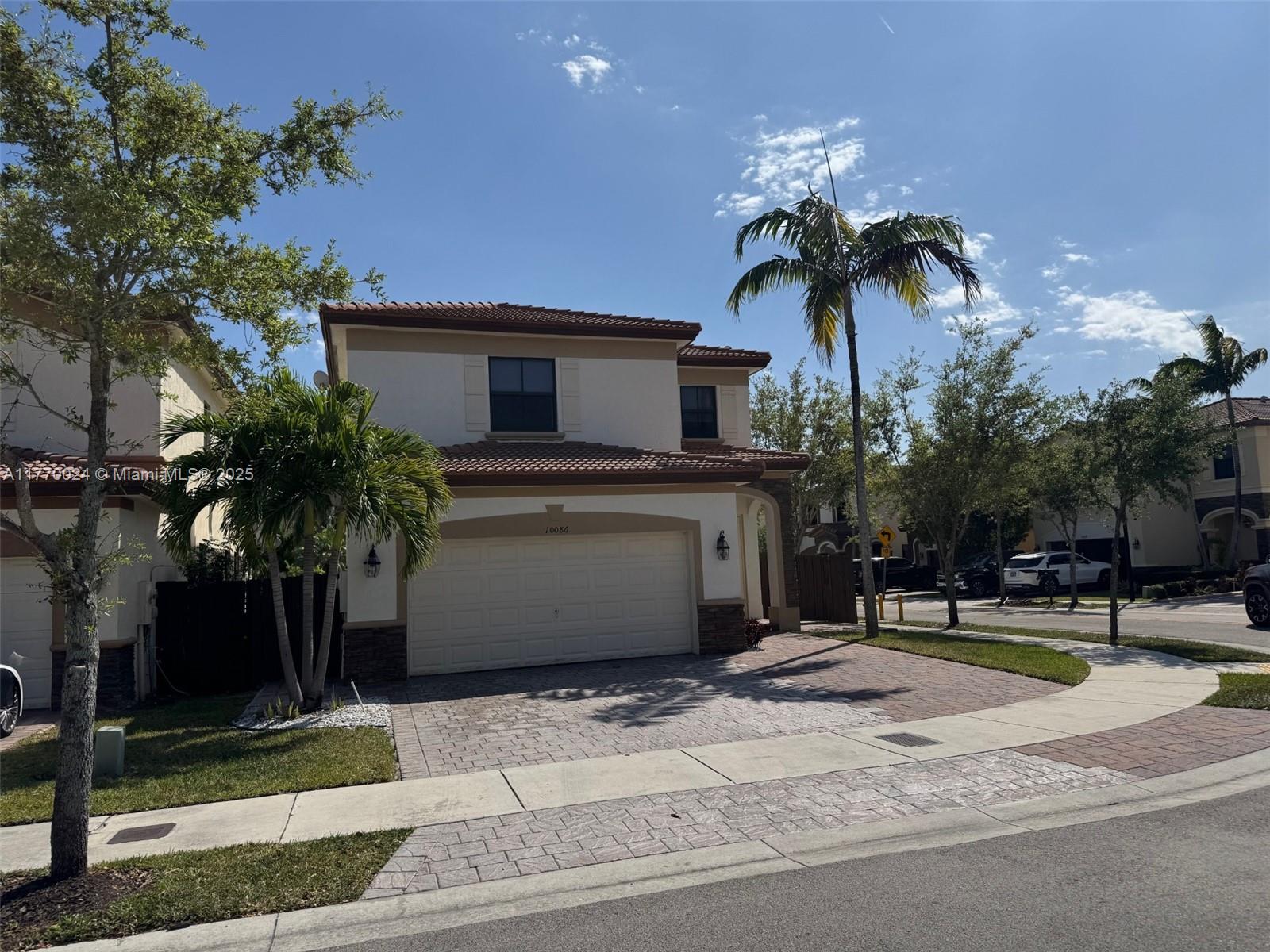 ISLES AT GRAND BAY - Residential