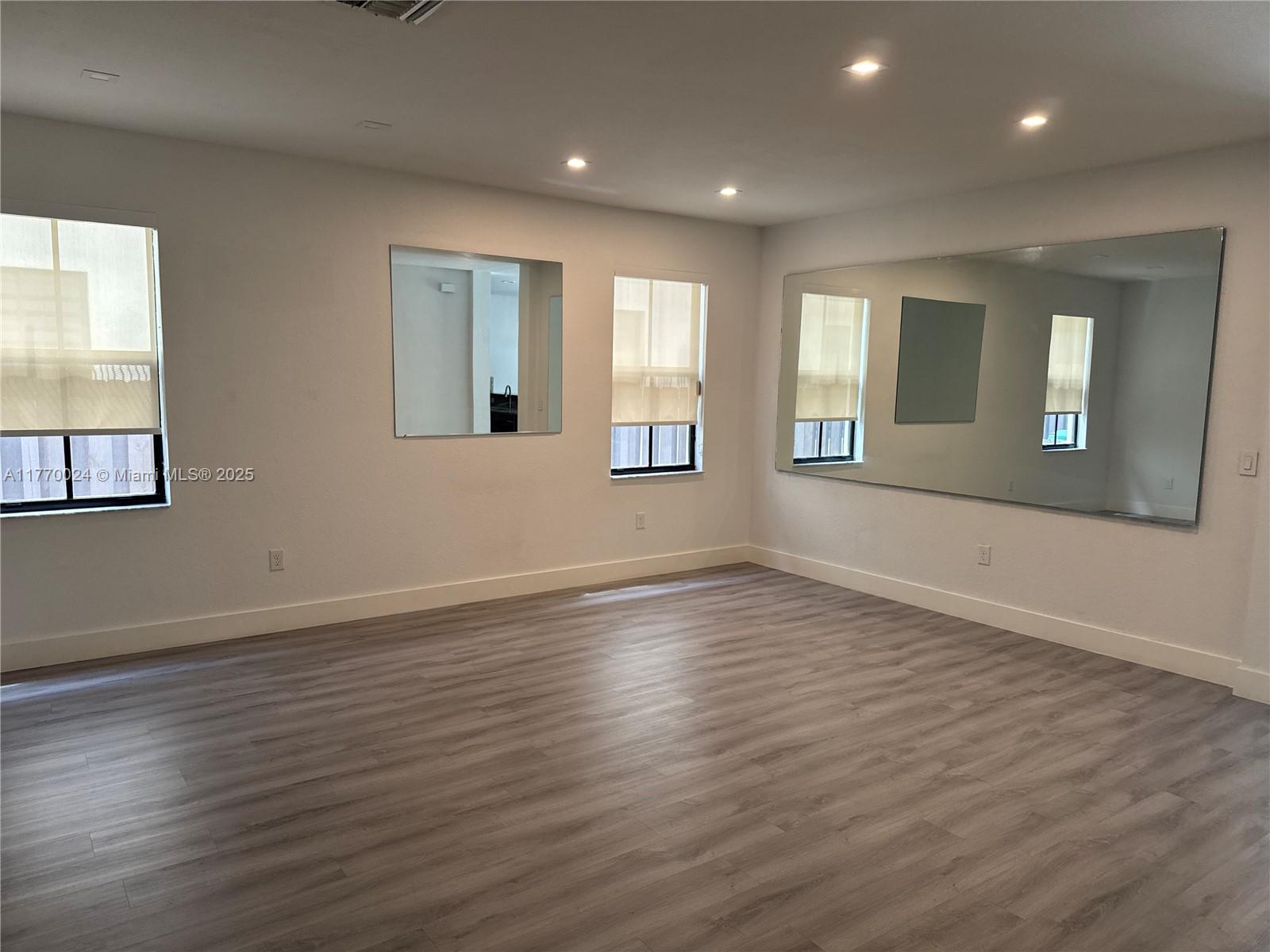 ISLES AT GRAND BAY - Residential